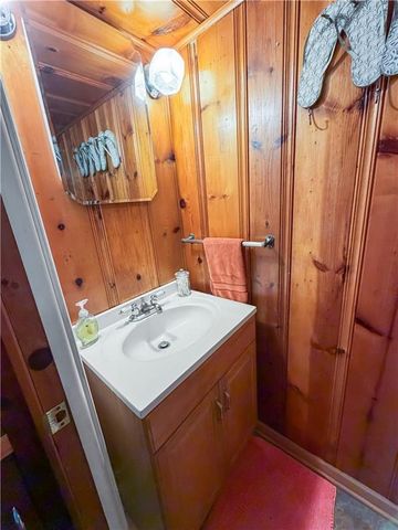 25649 Pine Cove Road, Edwards, MO 65326