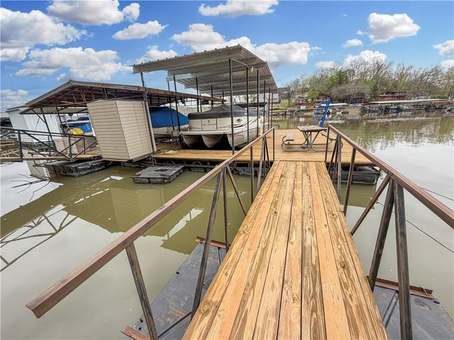 25649 Pine Cove Road, Edwards, MO 65326