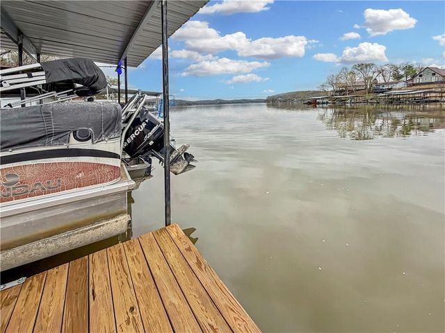 25649 Pine Cove Road, Edwards, MO 65326