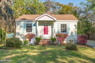 1614 Edinburgh Avenue, Port Royal, SC 29935