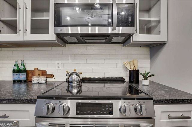 9 Ivy Gates NE, Atlanta, GA 30342