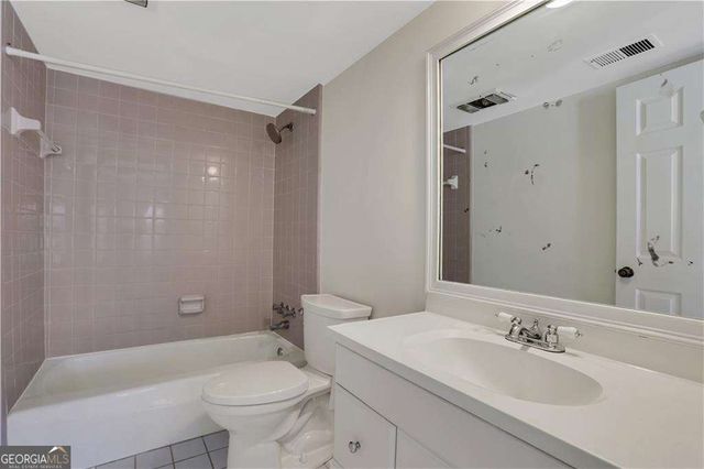 9 Ivy Gates NE, Atlanta, GA 30342