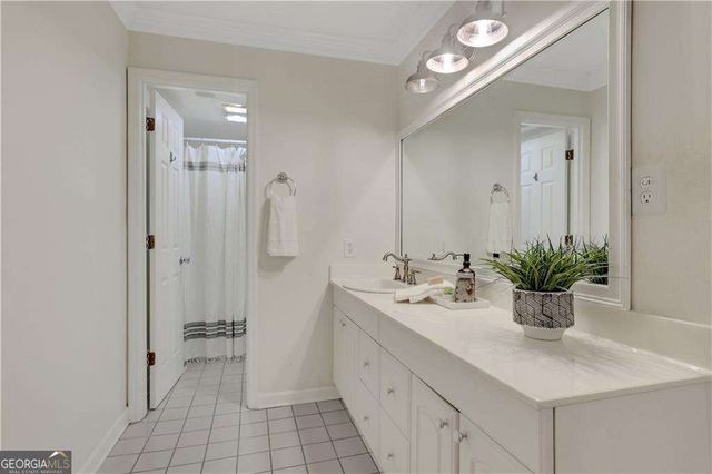 9 Ivy Gates NE, Atlanta, GA 30342