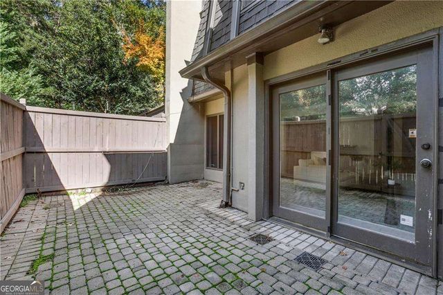 9 Ivy Gates NE, Atlanta, GA 30342