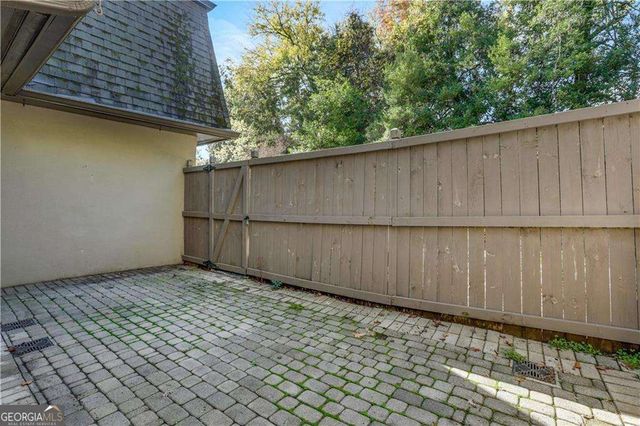 9 Ivy Gates NE, Atlanta, GA 30342