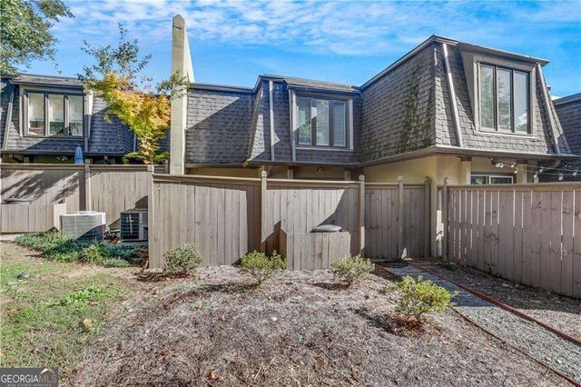 9 Ivy Gates NE, Atlanta, GA 30342