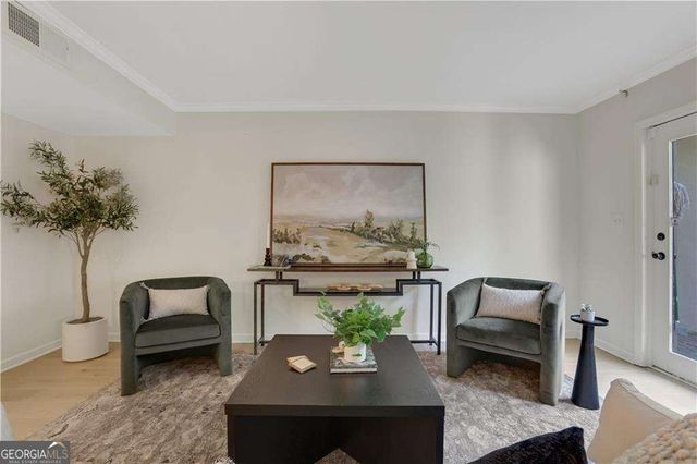 9 Ivy Gates NE, Atlanta, GA 30342