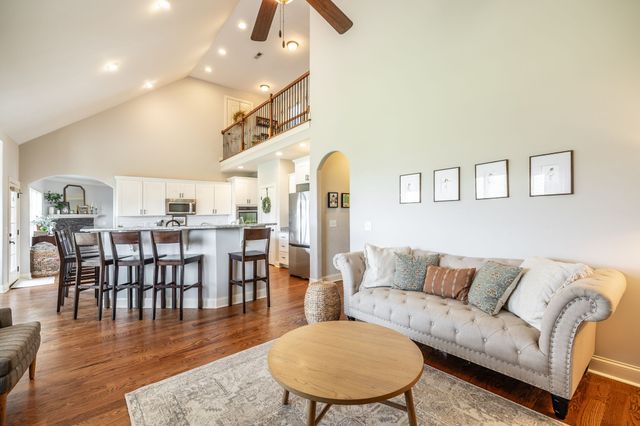 2140 Gorden Xing, Gallatin, TN 37066