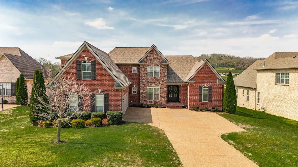 2140 Gorden Xing, Gallatin, TN 37066