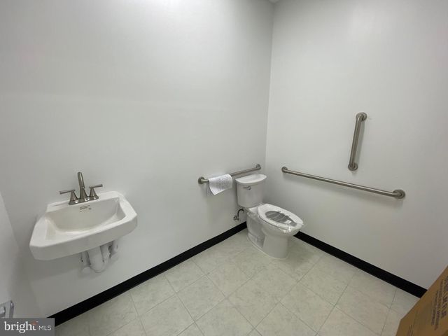 446 HARRISON ST SE, Leesburg, VA 20175