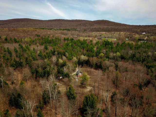 211 Poker Hill Road, Underhill, VT 05489