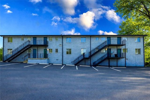 2045 Alison Court Unit 3, Atlanta, GA 30311