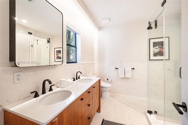 1735 Michigan Ave, Miami Beach, FL 33139