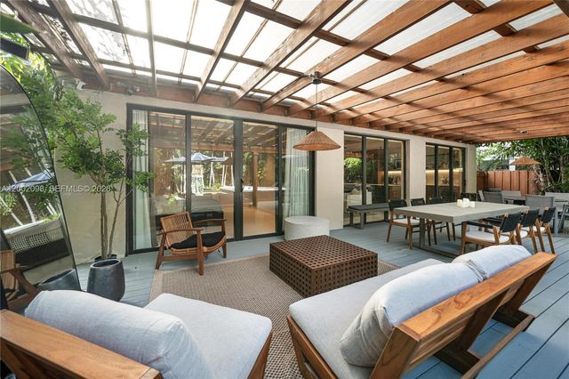 1735 Michigan Ave, Miami Beach, FL 33139