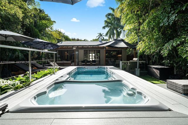 1735 Michigan Ave, Miami Beach, FL 33139