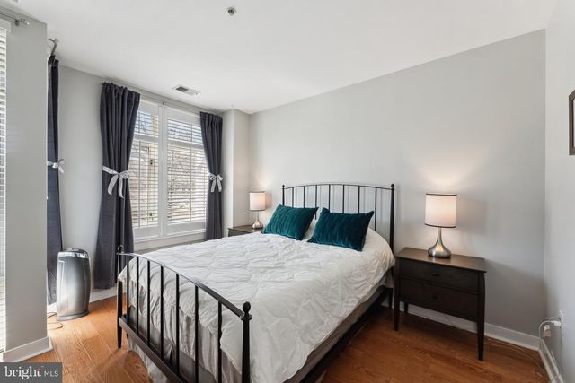 4025 Connecticut Ave NW Apt 205, Washington, DC 20008
