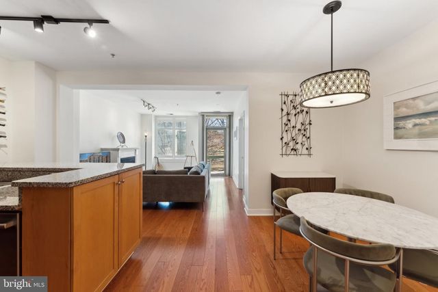 4025 Connecticut Ave NW Apt 205, Washington, DC 20008