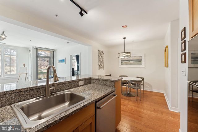 4025 Connecticut Ave NW Apt 205, Washington, DC 20008