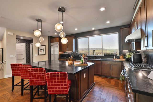 2986 Valley Of Hearts Del Place, San Jose, CA 95136