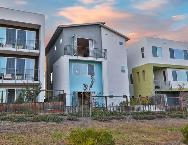 2986 Valley Of Hearts Del Place, San Jose, CA 95136
