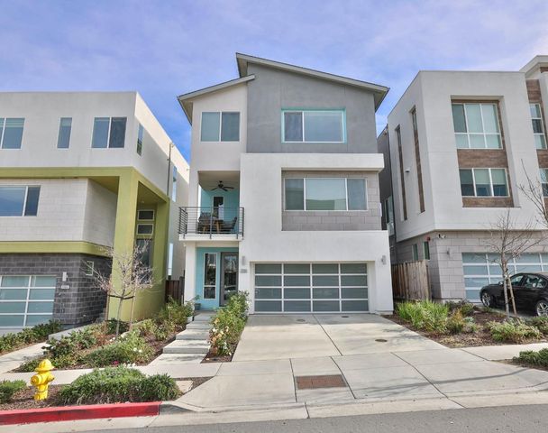 2986 Valley Of Hearts Del Place, San Jose, CA 95136