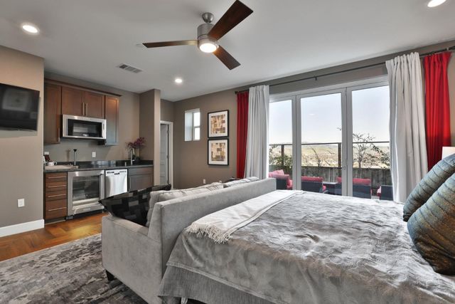 2986 Valley Of Hearts Del Place, San Jose, CA 95136