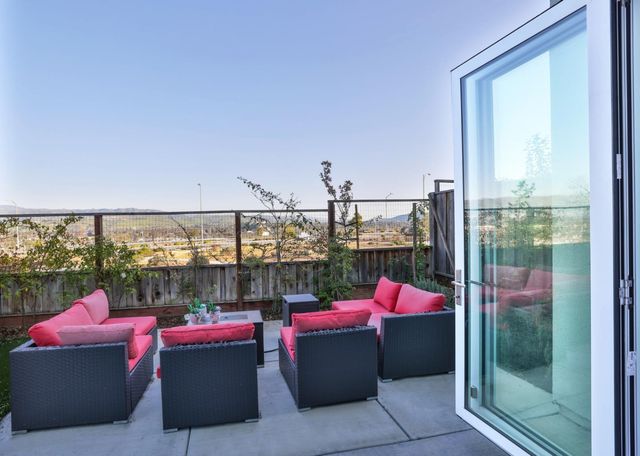 2986 Valley Of Hearts Del Place, San Jose, CA 95136