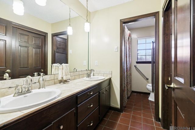 2147 Capri Dr, Baton Rouge, LA 70815