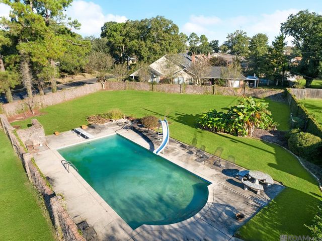 2147 Capri Dr, Baton Rouge, LA 70815