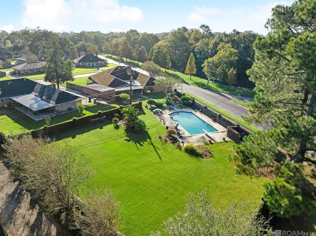 2147 Capri Dr, Baton Rouge, LA 70815