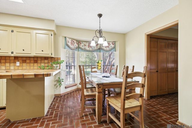 2147 Capri Dr, Baton Rouge, LA 70815