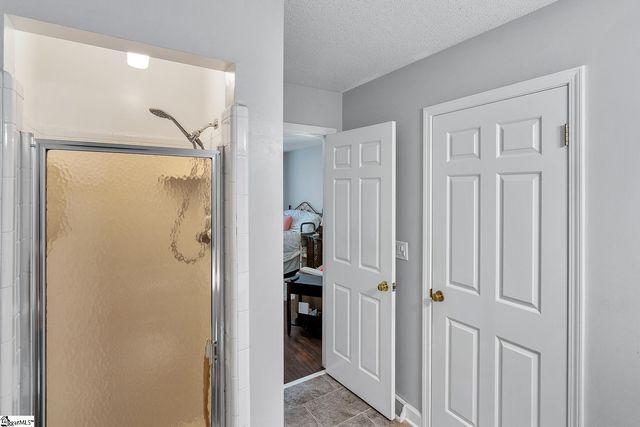 100 De Kalb Drive, Greer, SC 29650