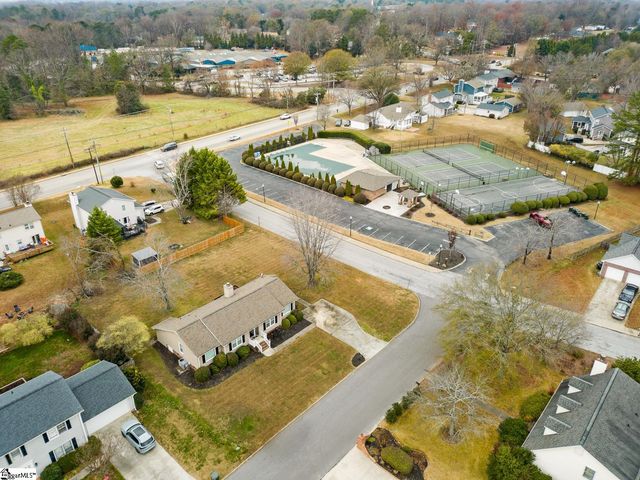 100 De Kalb Drive, Greer, SC 29650