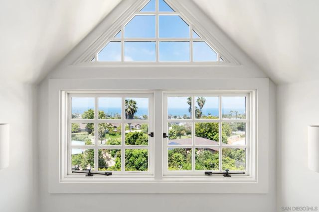 6714 Muirlands, La Jolla, CA 92037