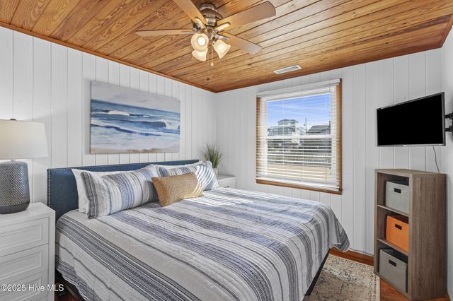 1301 Carolina Beach Avenue, Carolina Beach, NC 28428