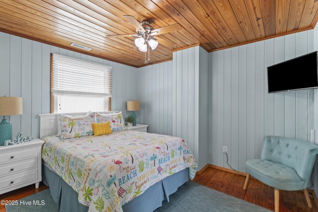 1301 Carolina Beach Avenue, Carolina Beach, NC 28428