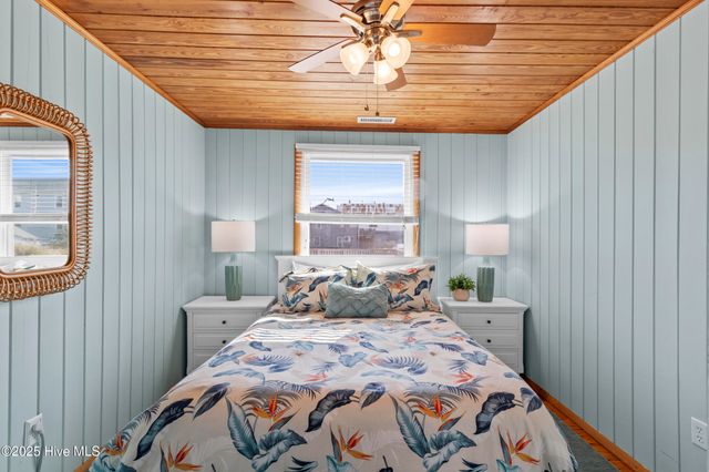 1301 Carolina Beach Avenue, Carolina Beach, NC 28428