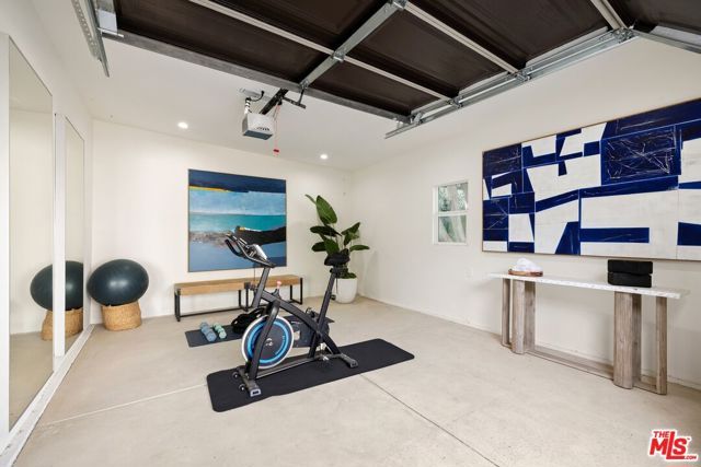 1337 N Orange Grove Avenue, West Hollywood, CA 90046