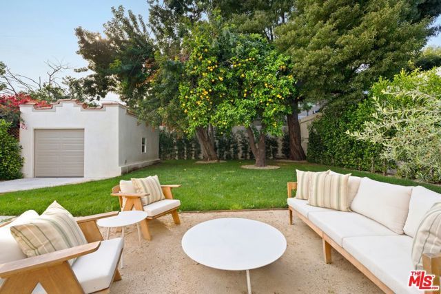 1337 N Orange Grove Avenue, West Hollywood, CA 90046