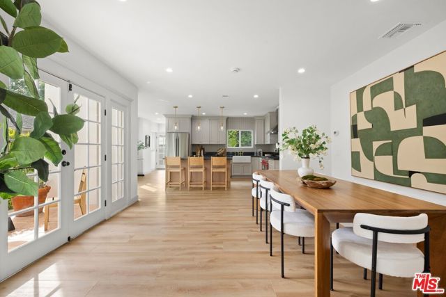 1337 N Orange Grove Avenue, West Hollywood, CA 90046