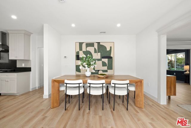 1337 N Orange Grove Avenue, West Hollywood, CA 90046