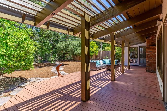 10364 Creston Drive, Cupertino, CA 95014