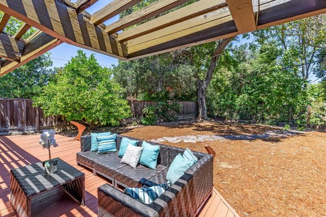 10364 Creston Drive, Cupertino, CA 95014