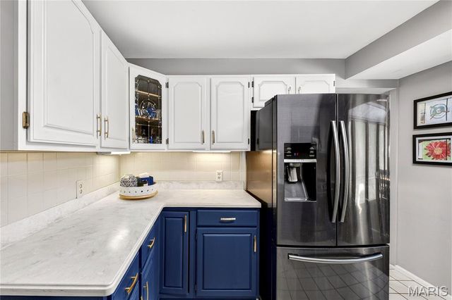 927 Lanyard Lane, Kirkwood, MO 63122