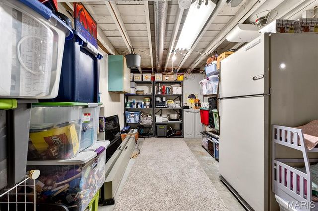 927 Lanyard Lane, Kirkwood, MO 63122