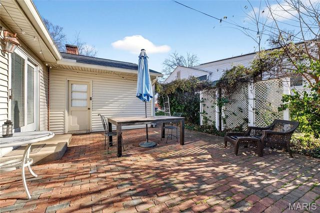 927 Lanyard Lane, Kirkwood, MO 63122