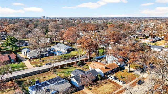 927 Lanyard Lane, Kirkwood, MO 63122