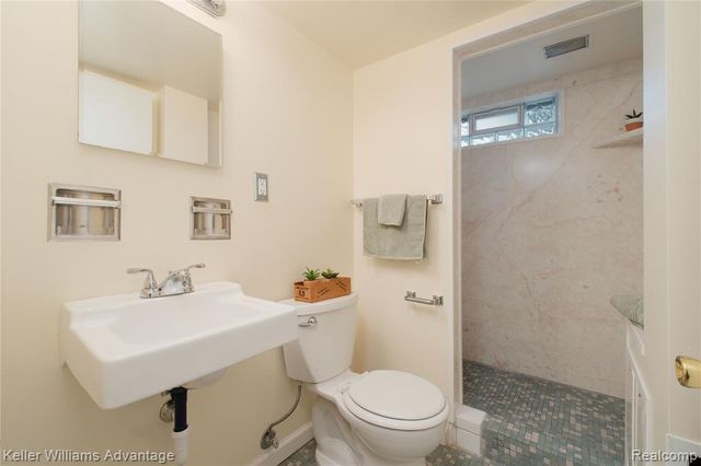 1504 Merrill Avenue, Lincoln Park, MI 48146