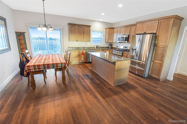 79446 Deland Road, Richmond, MI 48062