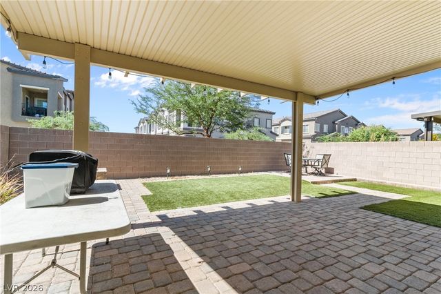 7215 Dazzle Point Street, North Las Vegas, NV 89084